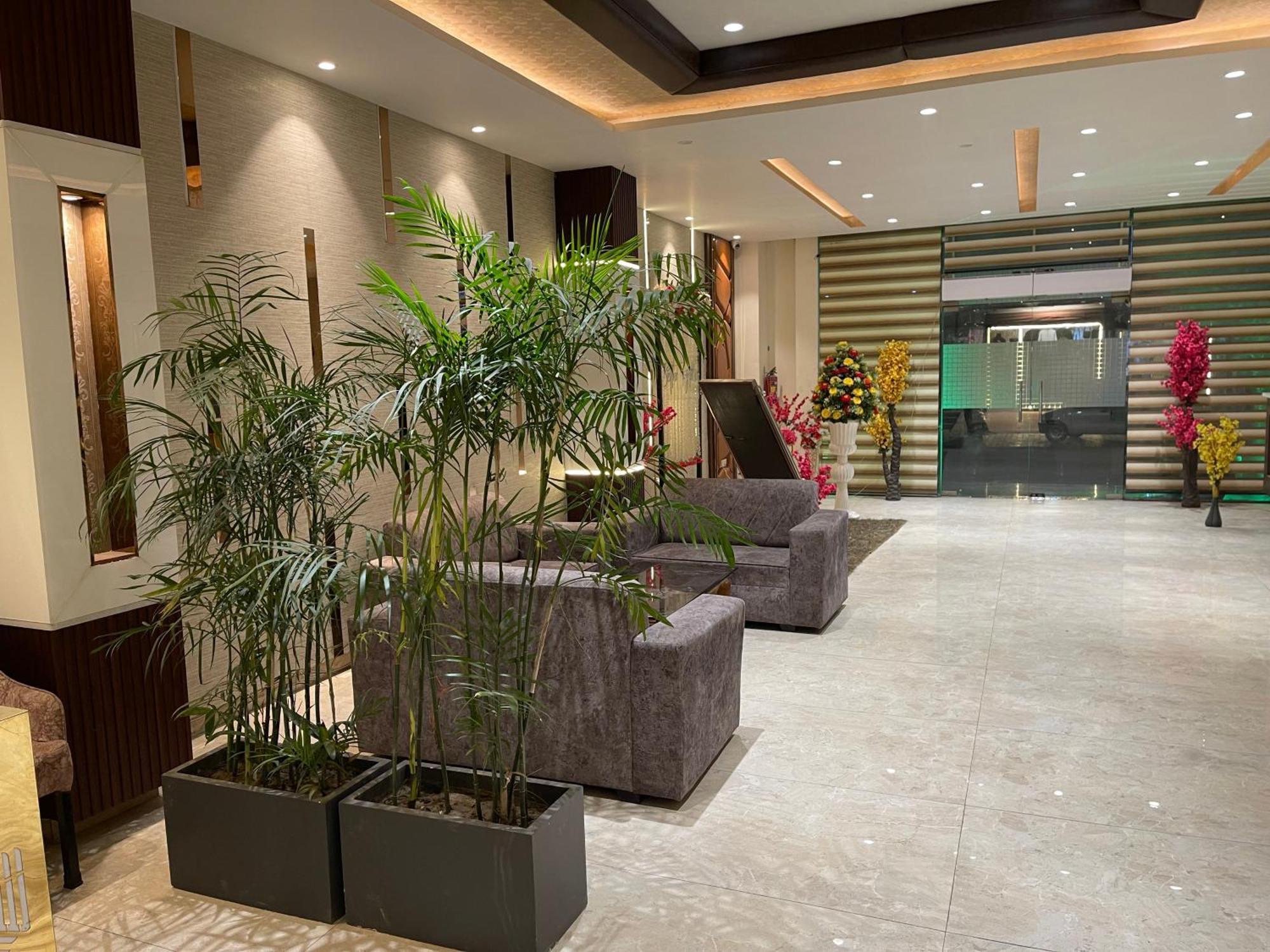 Hotel Paradise Dream Ludhiana Exterior photo